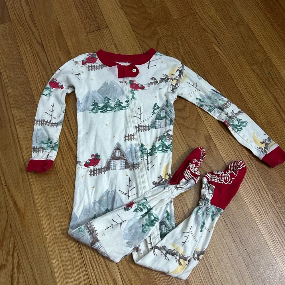 Burt’s Bee Cozy Winter Cabin Footed Pajamas - Red Trim